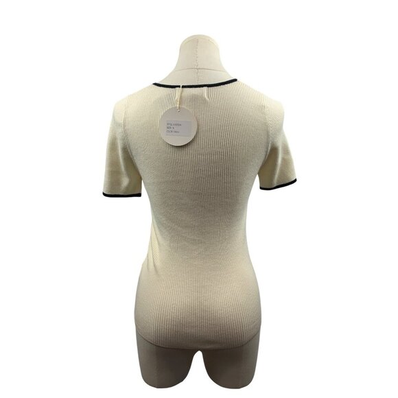 Luxe Ribbed Short Sleeve Contrast Trim Fitted Knit Top In Cream & Black - Picture 3 of 7